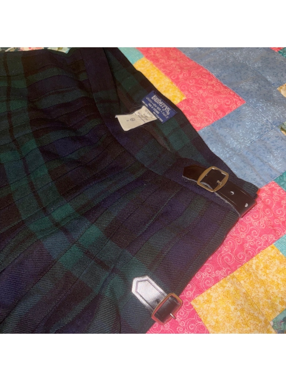Vintage Burberrys $1750 100% Wool Pleated Tartan Skirt Made in Scotland, Size 8 - Picture 8 of 9